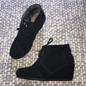 Black Toms Wedges